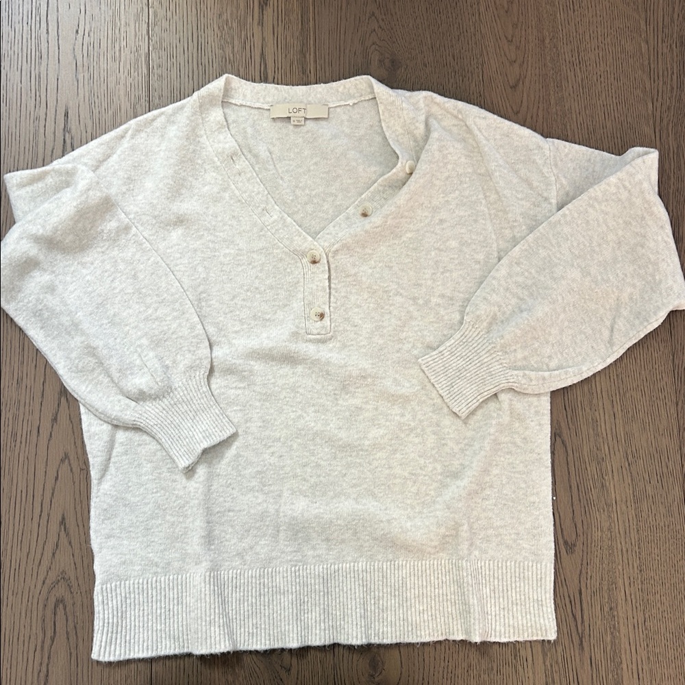 LOFT Soft Gray Knit Top
